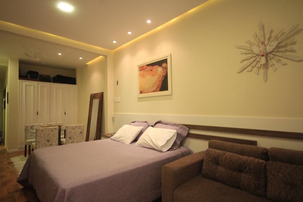 Assis 801 Apartamento *
